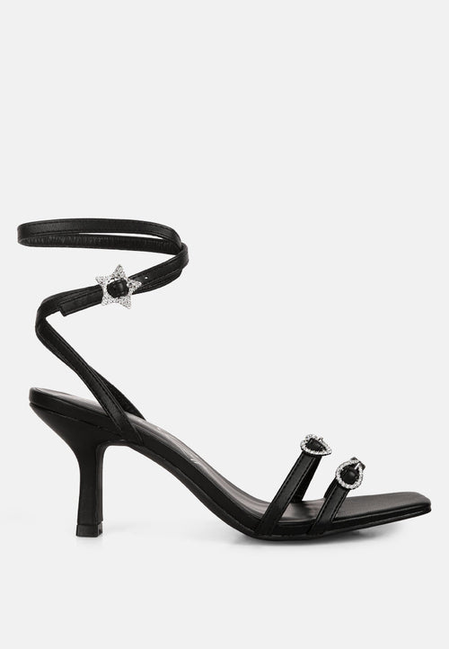 Sandales à Talon Haut – Boucle Chic