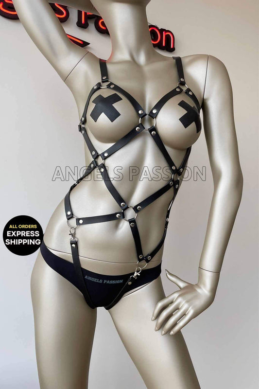 Body Cuir Femme – Bondage Élégant